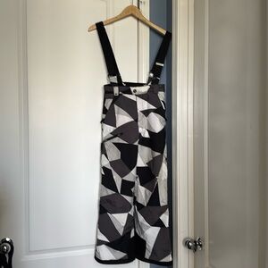 Spider ski pants-kids size 14. Black and white checked